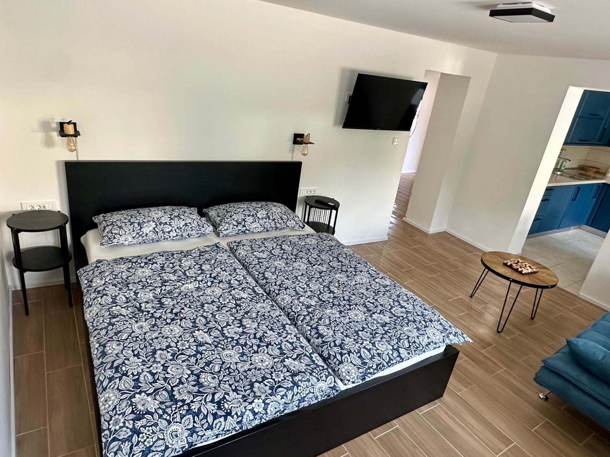 Alpine Echo Apartments Bovec Room photo