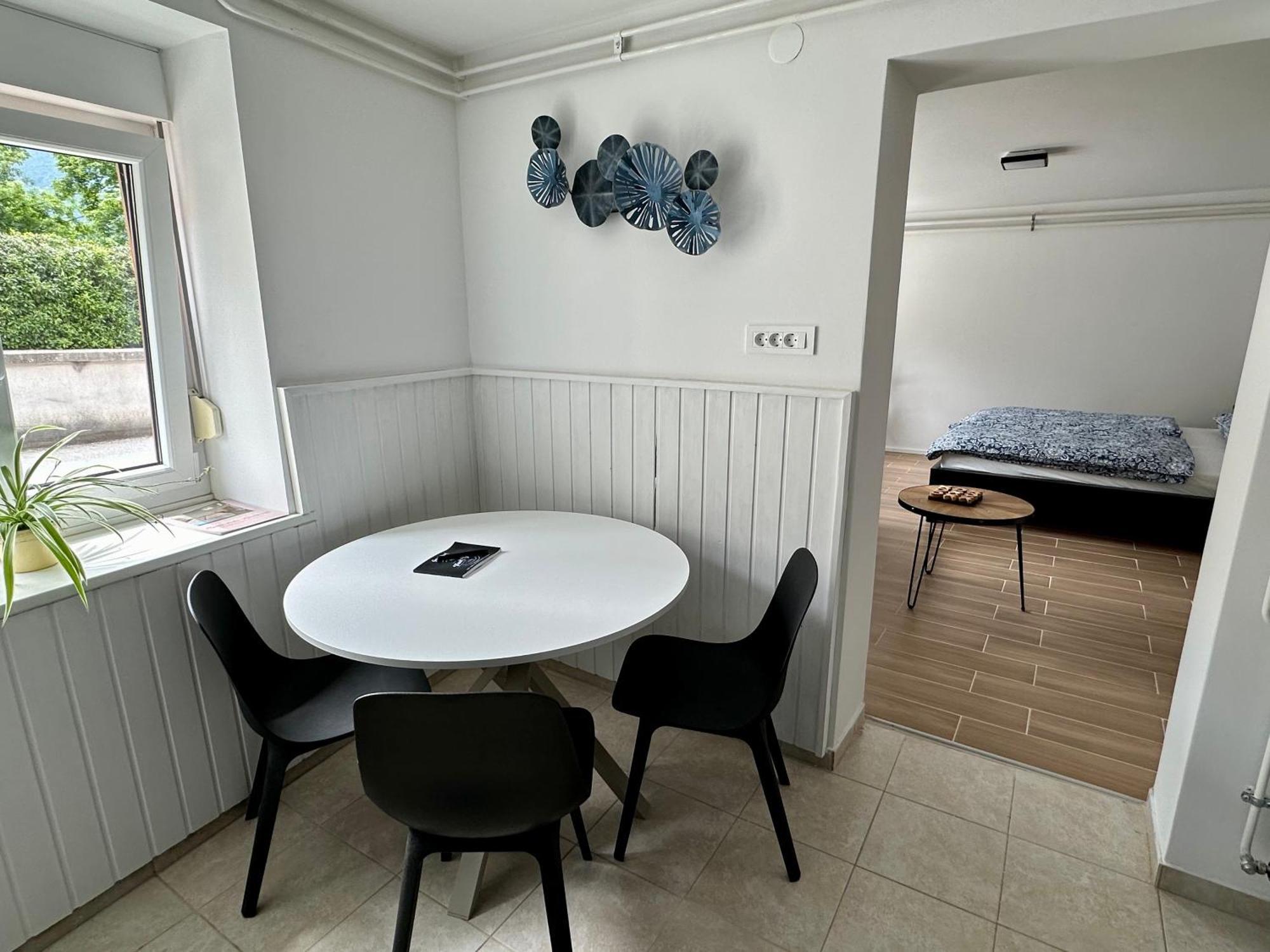 Alpine Echo Apartments Bovec Room photo